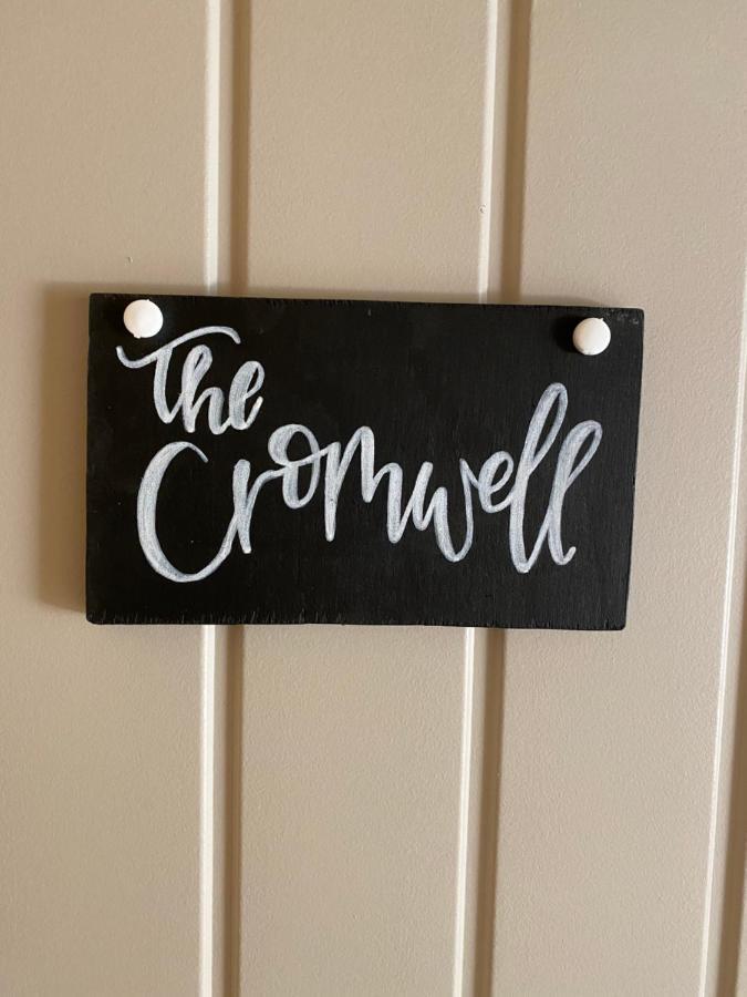 The Rose And Crown